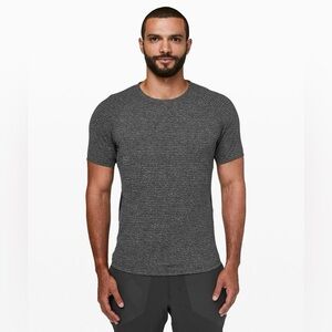 lululemon X Barry's Stronger as One Short Sleeve Black Grey Large